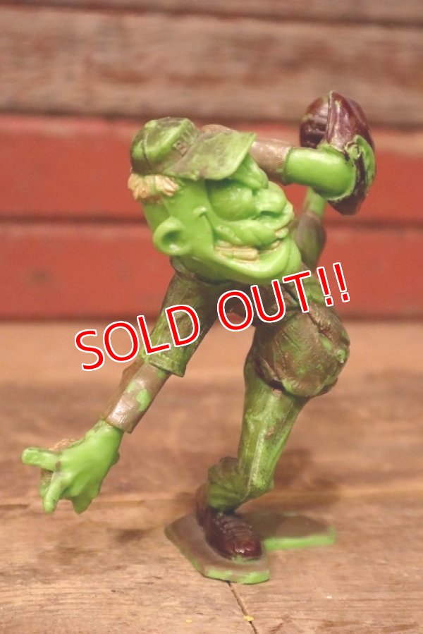 画像3: ct-230518-15 NUTTY MADS / MARX 1960's "BULL PEN" BOO BOO