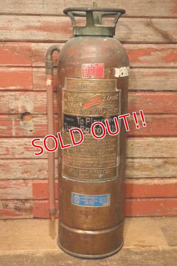 画像1: dp-230608-16 Safety First / 1950's〜Metal Fire Extinguisher