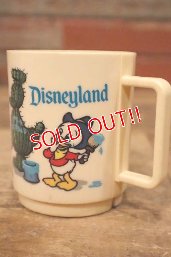 画像5: ct-230608-02 Disneyland / Donald & Daisy 1970's Plastic Mug