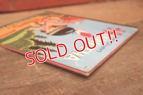 画像9: ct-221101-71 Walt Disney's HIAWATHA / 1953 A LITTLE GOLDEN BOOK