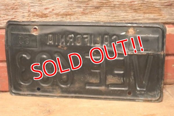 画像6: dp-230724-23 License Plate 1960's CALIFORNIA "VEE 683"