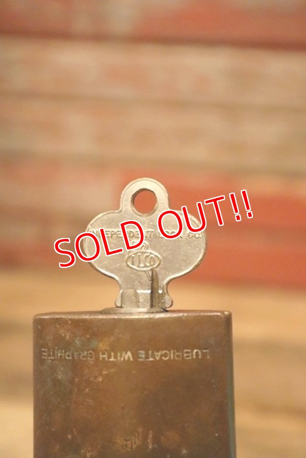 画像8: dp-230301-25 RUSSWIN / Vintage Padlock