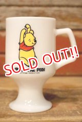 画像: kt-230801-01 Winnie the Pooh / FEDERAL 1960's-1970's Footed Mug
