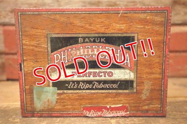 画像2: dp-230809-13 PHILADELPHIA PHILLIES / Vintage Tobacco Can