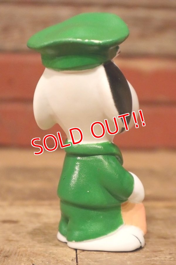 画像4: ct-230801-20 Snoopy / Danara 1970's-1980's Squeaky Toy "Postman"