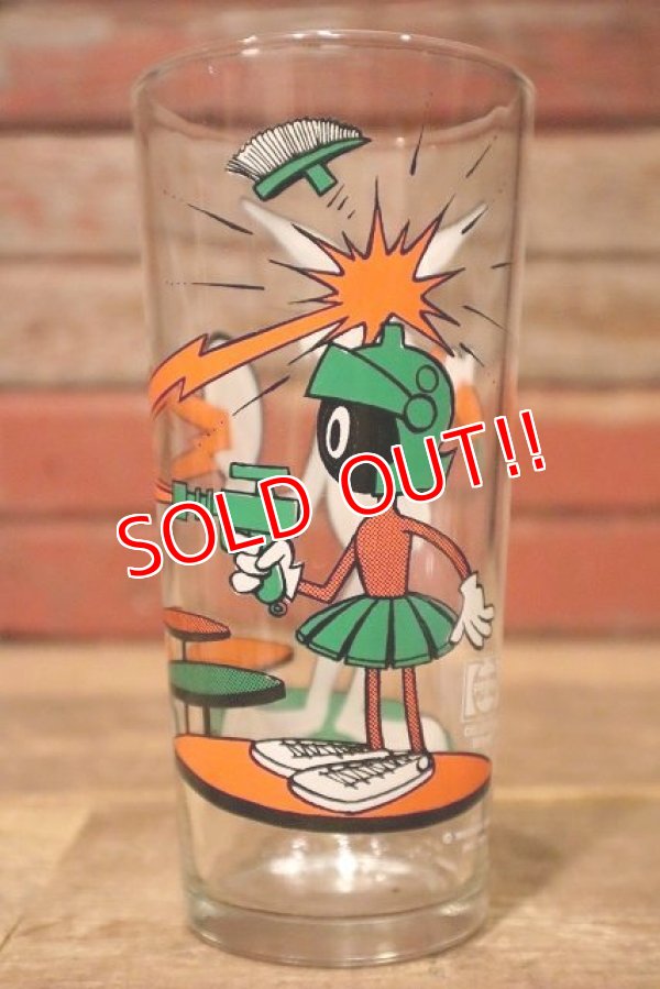 画像1: gs-230601-06 Bugs Bunny & Marvin the Martian / PEPSI 1976 Collectors Series Glass