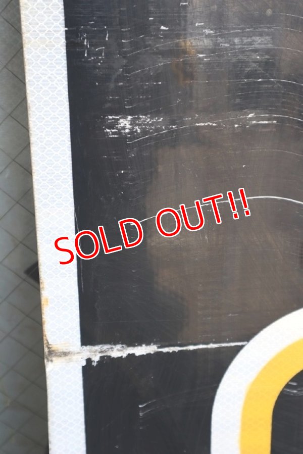 画像4: dp-230503-39 DQ (Dairy Queen) Grill & Chill / Large Road Sign