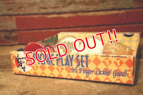 画像9: dp-230809-31 KFC / 2004 Picnic Play Set