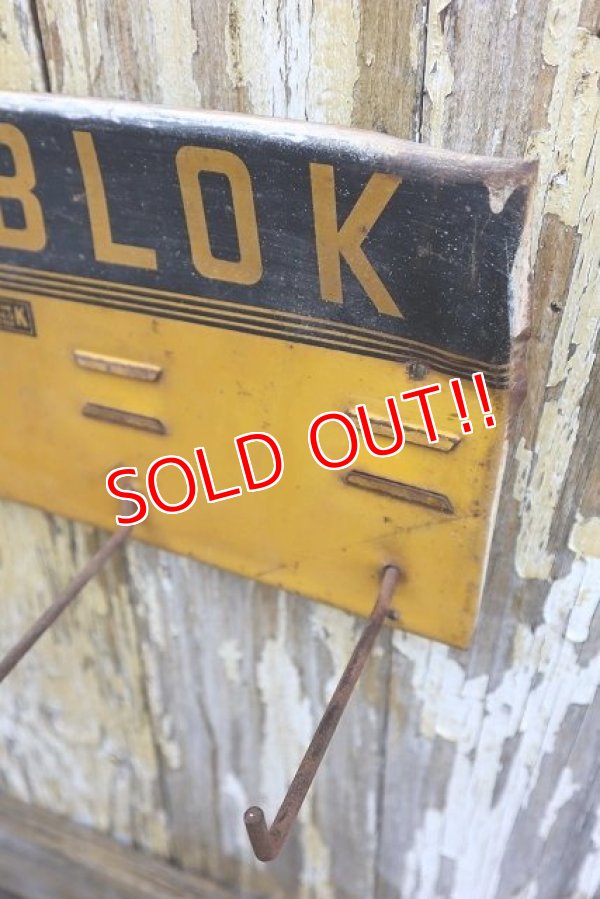 画像6: dp-230901-132 AMERICAN BRAKEBLOK / Vintage FAN BELT Hook Display