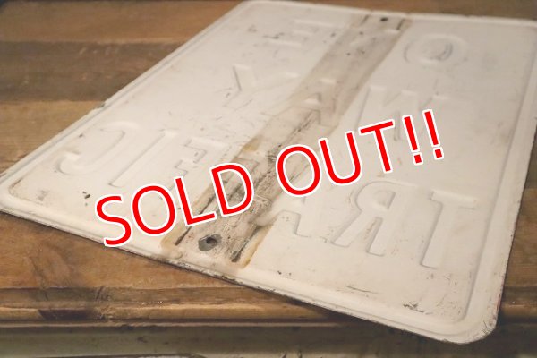 画像7: dp-230901-139 Road Sign / ONE WAY TRAFFIC