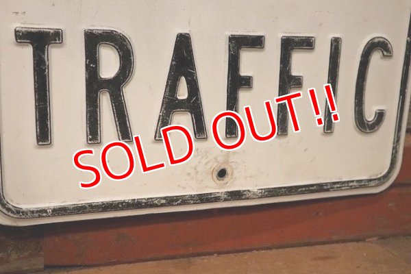 画像4: dp-230901-139 Road Sign / ONE WAY TRAFFIC