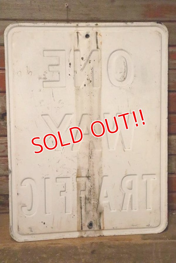 画像6: dp-230901-139 Road Sign / ONE WAY TRAFFIC