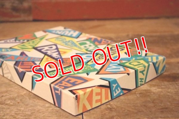 画像4: dp-231001-01 College Pennant Paper Box