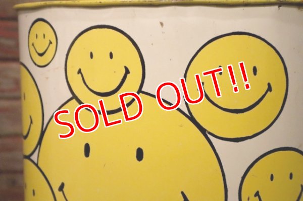 画像4: dp-231001-57 Smiley Face / CHEINCO 1970's Trash Box