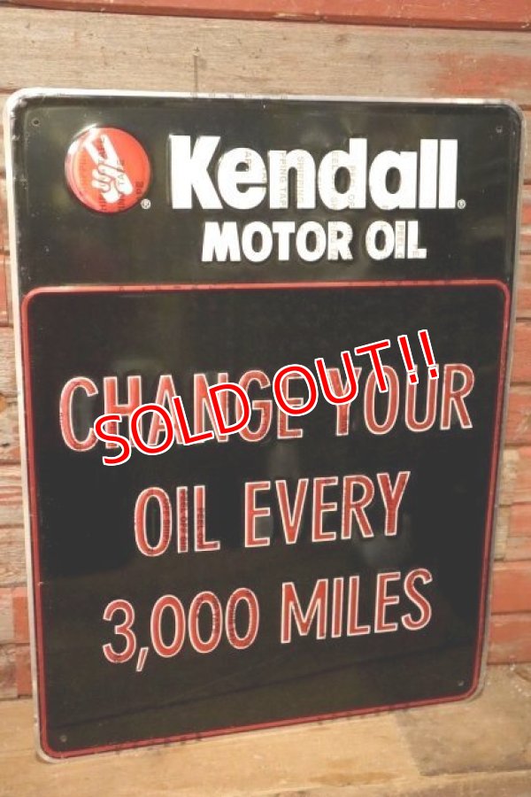 画像1: dp-231012-19 Kendall MOTOR OIL / 1980's Metal Sign "CHANGE YOUR OIL EVERY 3,000 MILES"