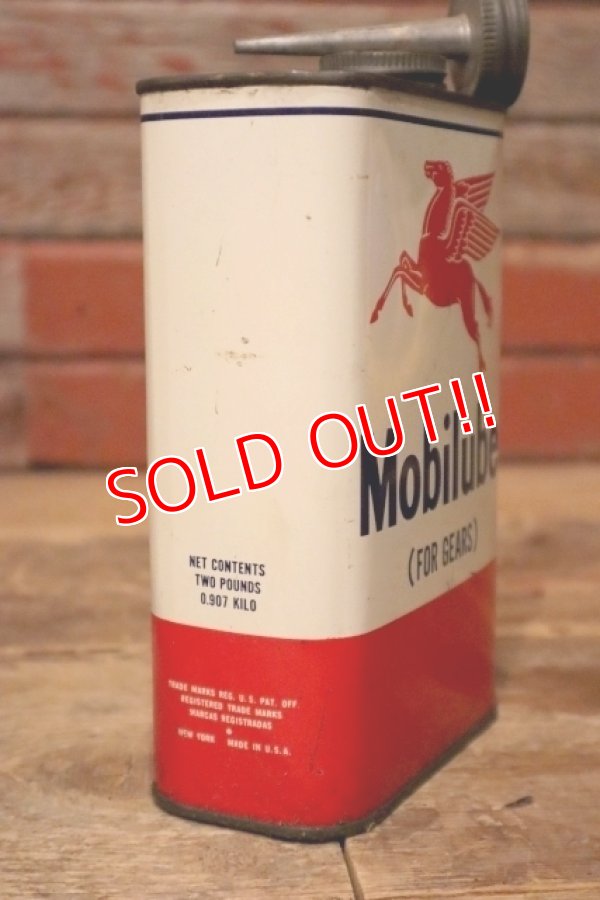 画像4: dp-231012-45 Mobilube / 1950's-1960's GX90 OUTBOARD GEAR OIL CAN