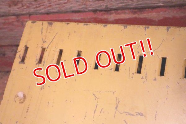 画像7: dp-231101-27 TUNG-SOL / Vintage Metal Sign