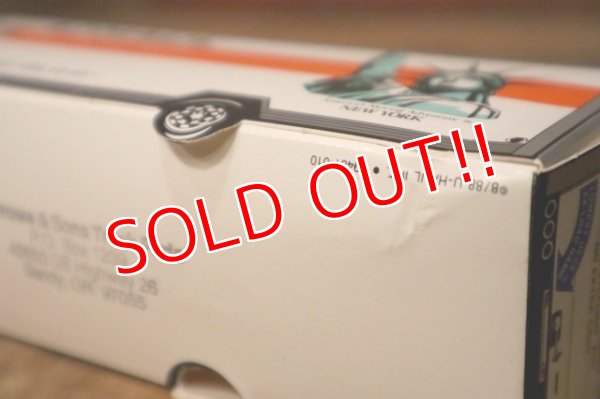 画像8: dp-231012-37 U-HAUL / Moving Truck 1988 Paper Bank