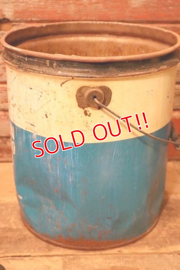 画像4: dp-231101-09 Chevron / 1970's-1980's CHEVRON DELO 400 Motor Oil U.S. FIVE GALLONS CAN