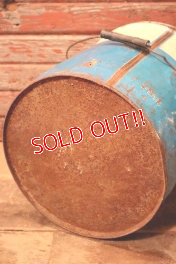 画像9: dp-231101-09 Chevron / 1970's-1980's CHEVRON DELO 400 Motor Oil U.S. FIVE GALLONS CAN