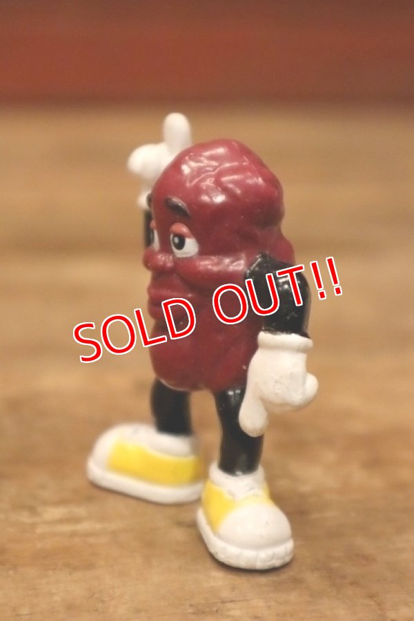 画像2: ct-151027-11 The California Raisins / 2001 PVC Figure "Red Shoes Singin' Raisin"