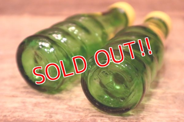 画像8: dp-240124-10 Squirt / 1960's Salt & Pepper Shaker