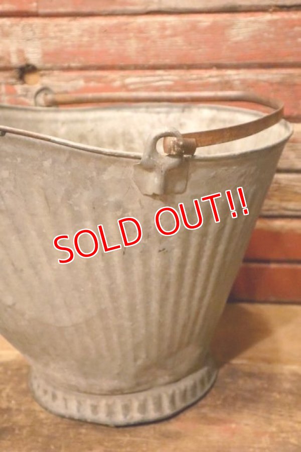 画像2: dp-240214-02 Vintage Coal Scuttle Bucket