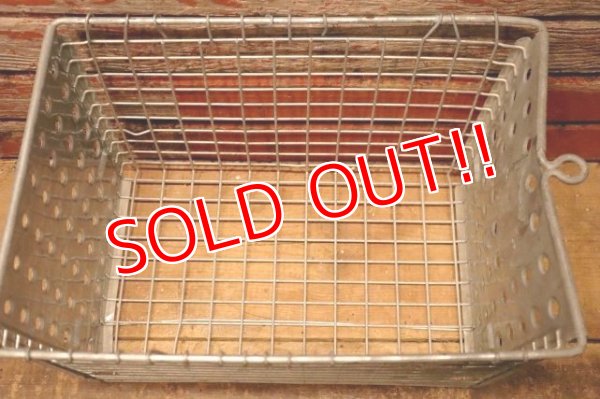 画像8: dp-240214-14 THE WASHBURN COMPANY / Vintage Wire Basket "384"