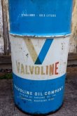 画像3: dp-240101-26 VALVOLINE / 1960's-1970's 120 LBS. 16 U.S. GALLONS OIL CAN