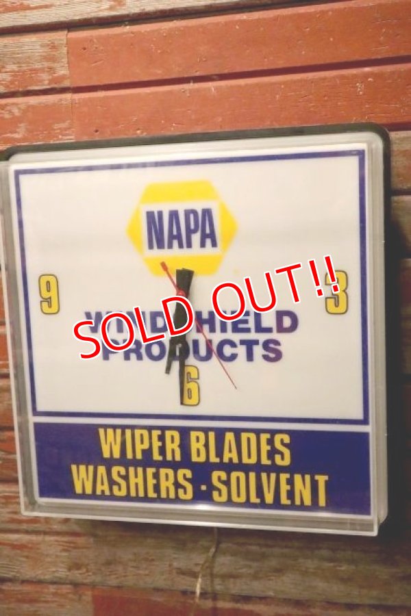 画像6: dp-240207-10 NAPA AUTO PARTS / 1980's〜 Lighted Sign Clock