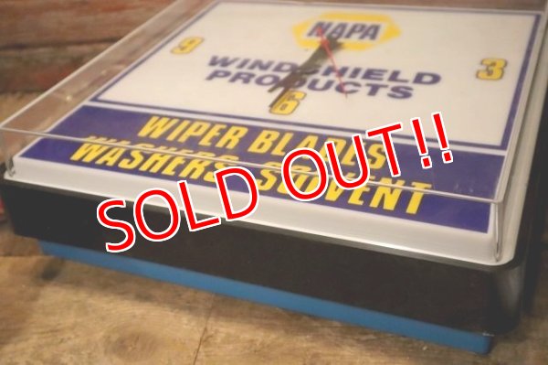 画像9: dp-240207-10 NAPA AUTO PARTS / 1980's〜 Lighted Sign Clock