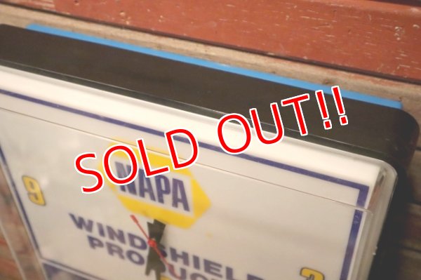 画像7: dp-240207-10 NAPA AUTO PARTS / 1980's〜 Lighted Sign Clock