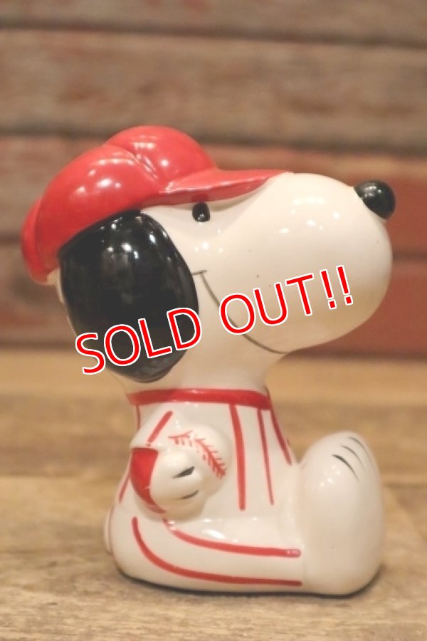 画像3: ct-240214-02 Snoopy / Determined 1970's Ceramic Bank "Baseball"