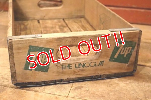 画像5: dp-240321-09 7up / THE UNCOLA 1968-1970 Wood Box