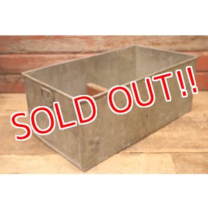 画像: dp-240124-24 Vintage Metal Case