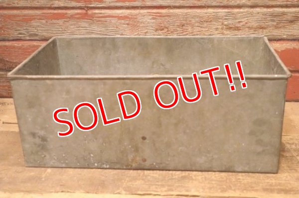 画像4: dp-240124-24 Vintage Metal Case