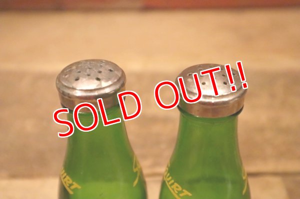 画像9: dp-240418-04 SQUIRT / 1950's Salt and Pepper Shaker Bottles
