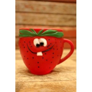 画像: ct-230503-14 Pillsbury / 1970's Funny Face Plastic Mug "Freckle Face Strawberry