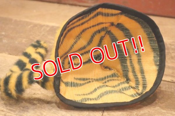 画像6: ct-240418-29 Kellogg's / Tony the Tiger 1960's Plush Kids Hat