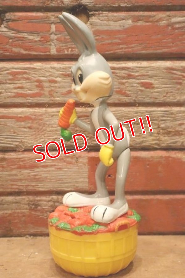 画像4: ct-240301-20 Bugs Bunny / DAKIN 1970's Figure & Coin Bank