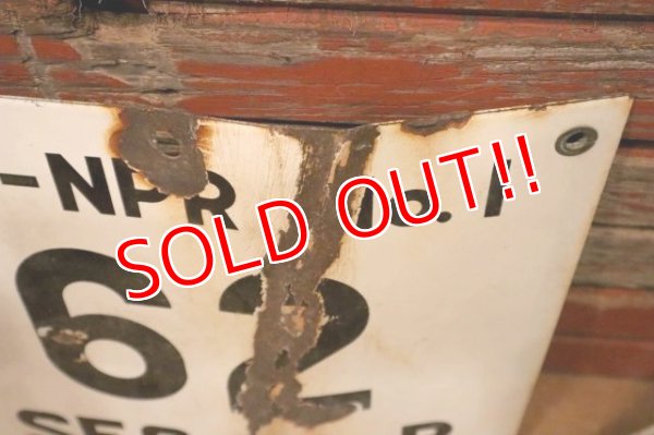 画像4: dp-240508-103 UO-NPR NO.1 62 SEC. 33-R / Oil Terminal Enamel Sign