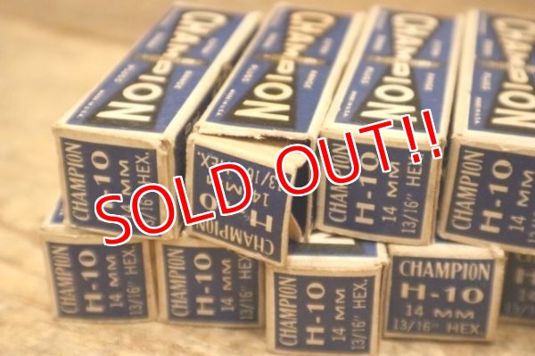 画像9: dp-240508-108 CHAMPION SPARK PLUGS / 1930's-1940's "H-10" Box of 9