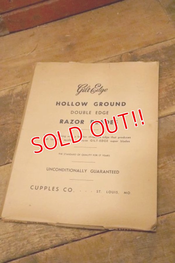 画像10: dp-240508-07 HOLLOW GROUND 1940's RAZOR BLADE DISPLAY