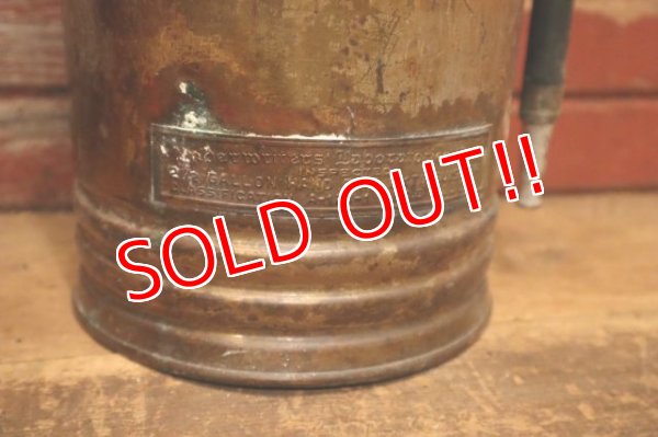 画像3: dp-240508-81 QUICK AID / 1960's Metal Fire Extinguisher