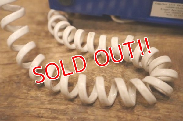 画像13: ct-240508-21 Hawaiian Punch / Punchy 1980's Phone