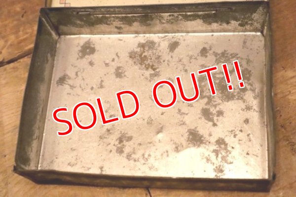 画像11: dp-240605-01 CHAMPION / 1930's SERVICE KIT TIN BOX