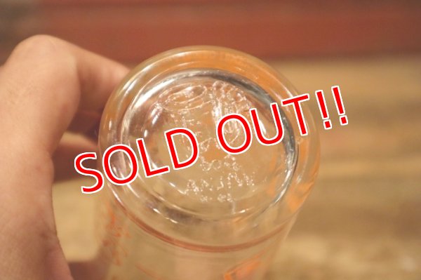 画像9: gs-240605-09 The Flintstones / Welch's 1960's Glass "FRED BUILDS A DOLL CAVE"