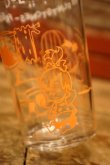 画像4: gs-240605-09 The Flintstones / Welch's 1960's Glass "FRED BUILDS A DOLL CAVE"