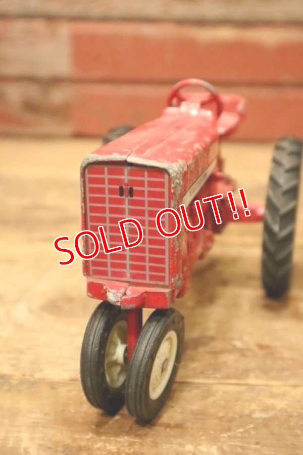 画像4: dp-240623-02 ERTL / 1970's INTERNATIONAL Die-Cast Metal Tractor 1/16 Scale