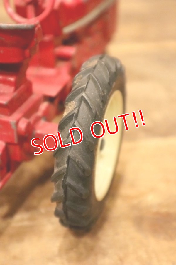 画像8: dp-240623-02 ERTL / 1970's INTERNATIONAL Die-Cast Metal Tractor 1/16 Scale